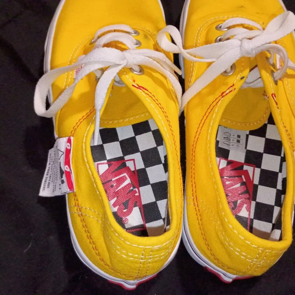 Vans - Picture 2 of 5